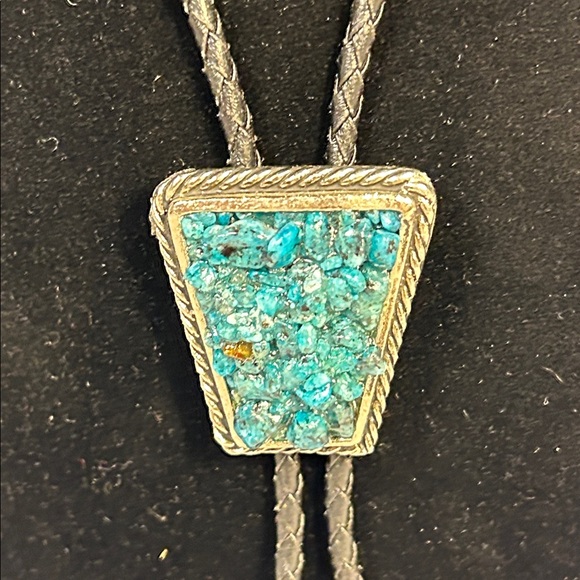 Vintage Bolo tie western leather and ornate medallion turquoise - Picture 4 of 11